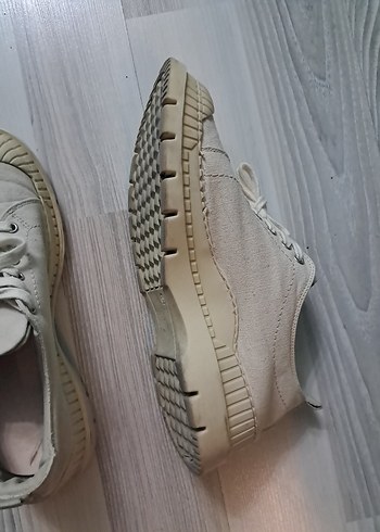 39 Beden Beyaz Minimalist Kadın Spor Ayakkabı