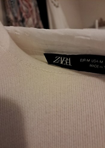 m Beden Düğmeli V Yaka Beyaz Kadın Gömlek.zara