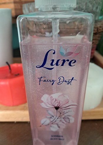 Avon Lure Fairy Dust Kadın vücut jeli