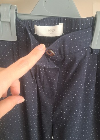 Mango Lacivert Kadın Piliseli Kumaş Pantolon