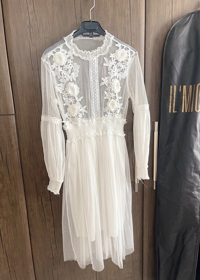 Beyaz elbise - Görsel 4