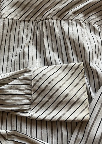 Düğmeli Bej Çizgili Keten Gömlek - Görsel 9