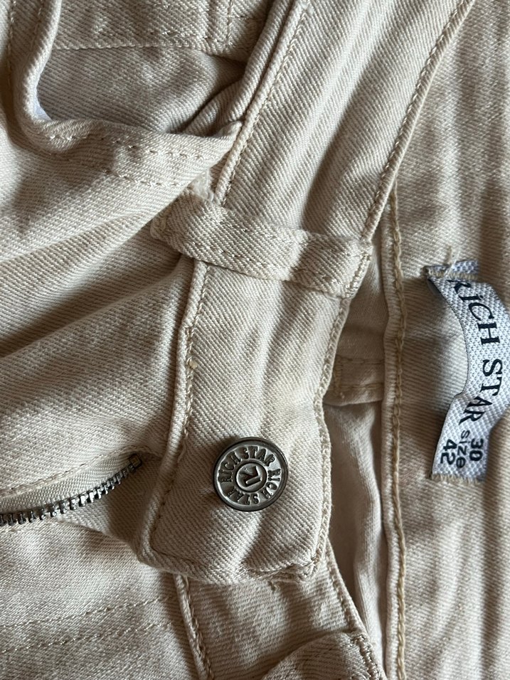 Düğmeli Bej Keten Kadın Pantolon - Görsel 4