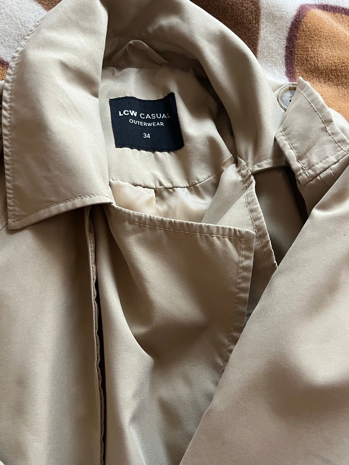 Bej Kadın Trençkot, Düğmeli, Rahat Kesim - Görsel 4