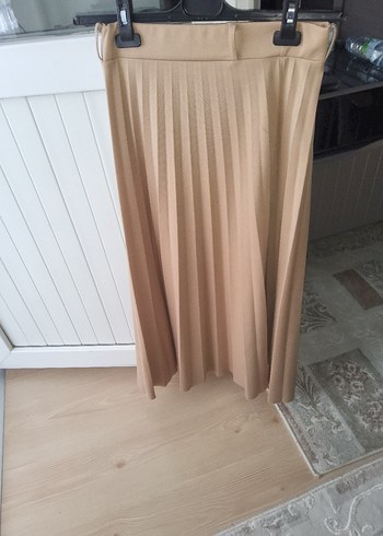 36 Beden Bej Pilili Uzun Kadın Etek