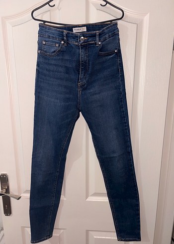 Pull and Bear Koyu Mavi Dar Kesim Denim Jean