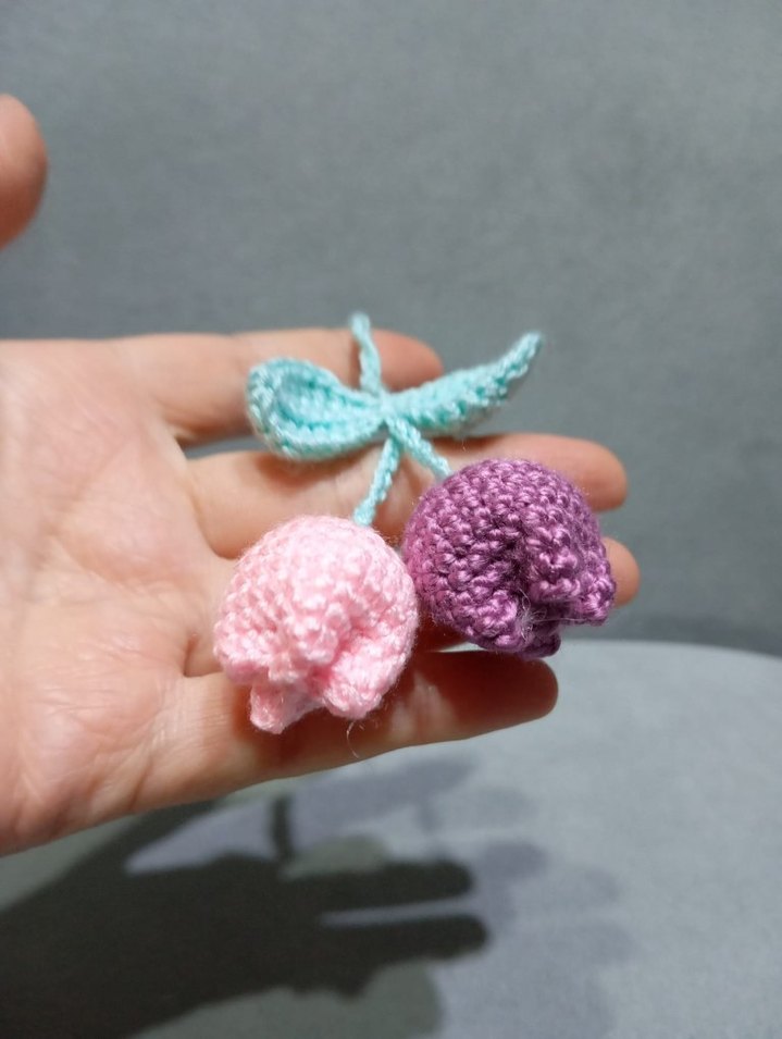 Amigrumi lale anahtarlık - Görsel 2