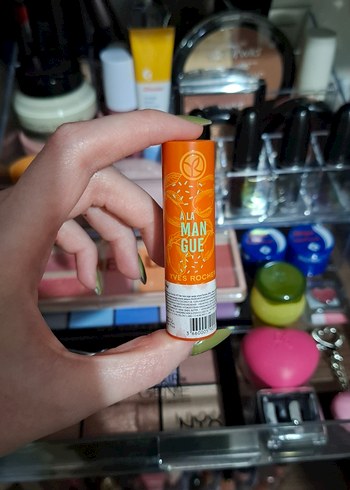 Yves Rocher Mangolu Dudak Balmı