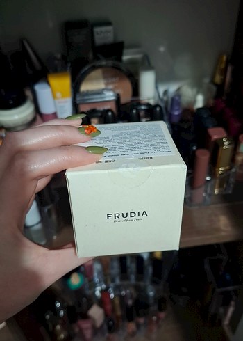  Beden Renk Watsons Frudia Nemlendirici Yüz Kremi