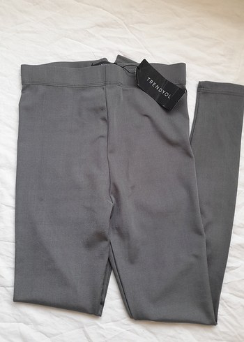 Gri Midi Kadın Tayt - Trendyol - Görsel 2