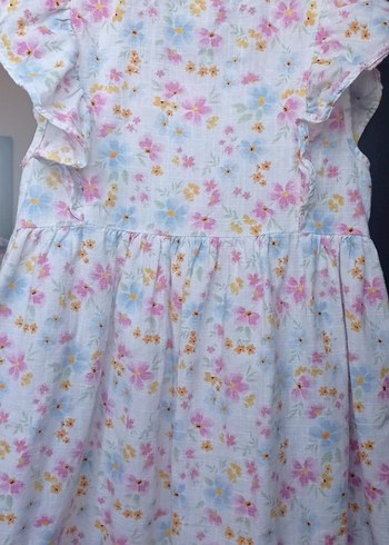 Çiçek Desenli Düğmeli Kız Elbisesi - Görsel 3