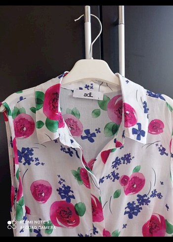 Çiçek Desenli Kolsuz Mini Gömlek - Görsel 3