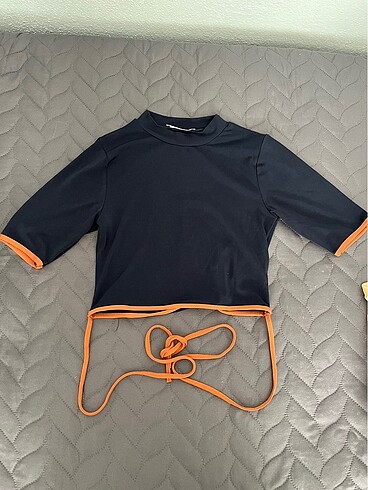 Trendyol & Milla Crop Bluz