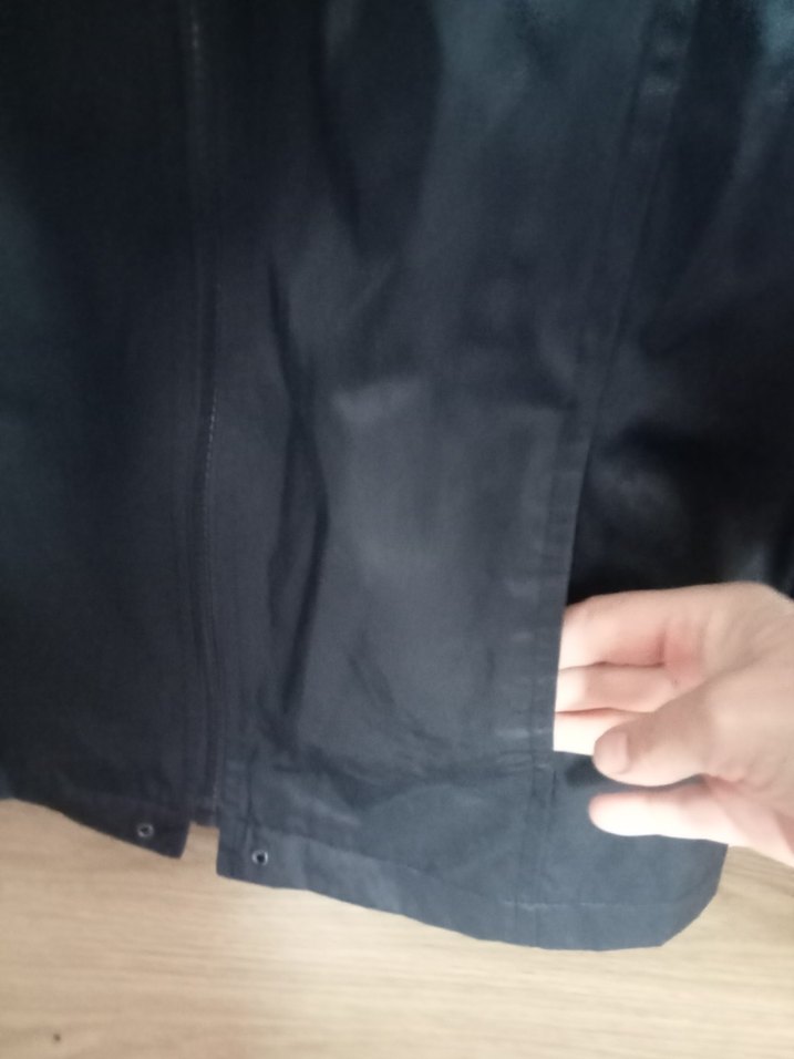 Erkek Siyah Fermuarlı Yağmurluk - Görsel 3