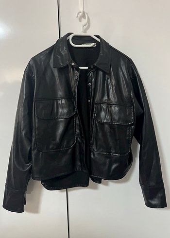Zara Düğmeli Siyah Deri Kadın Ceket