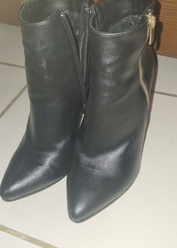 Pierre Cardin Pierre Cardin Orijinal Deri Topuklu Bot 37 numara
