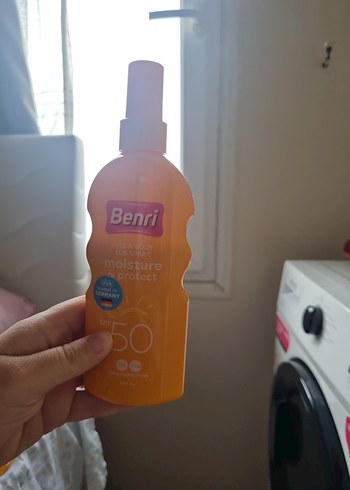 Benri SPF 50 Yüz ve Vücut Güneş Spreyi - Görsel 3
