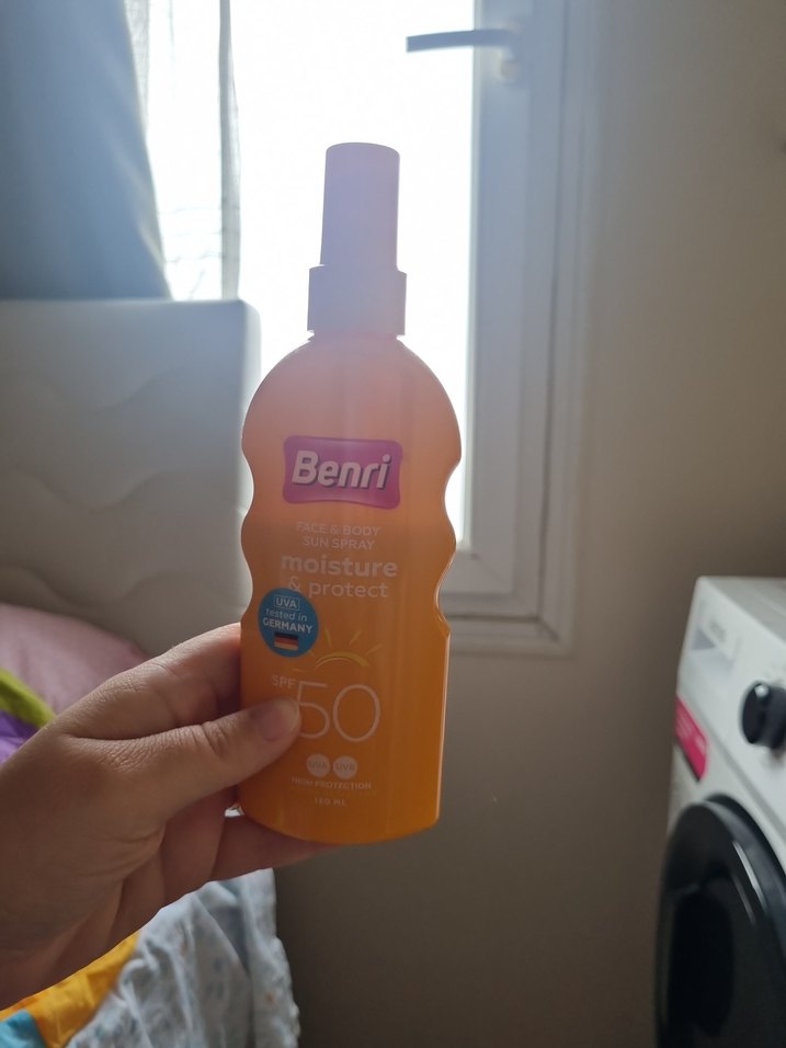 Benri SPF 50 Yüz ve Vücut Güneş Spreyi - Görsel 2