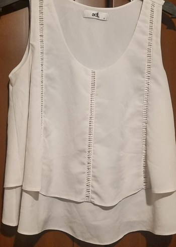 Beyaz Kolsuz V Yaka Nakışlı Kadın Bluz Adil Işık - Görsel 2