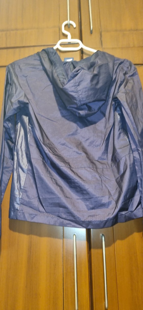 Gri Kadın Nike Fermuarlı Yağmurluk S beden - Görsel 5