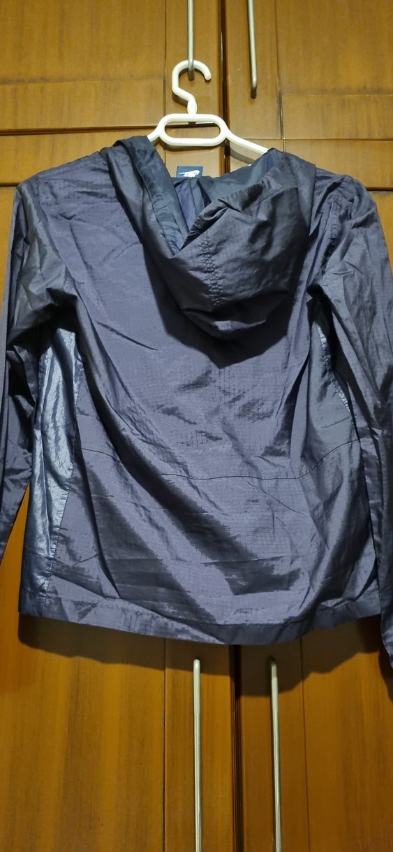 Gri Kadın Nike Fermuarlı Yağmurluk S beden - Görsel 3