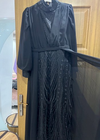 Siyah Uzun Kollu Uzun Elbise - Görsel 2