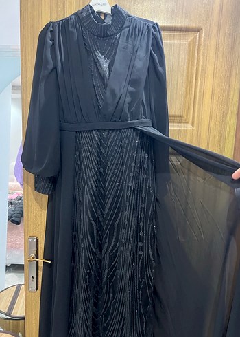 Siyah Uzun Kollu Uzun Elbise - Görsel 3