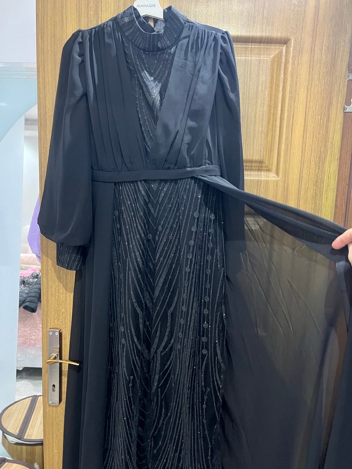 Siyah Uzun Kollu Uzun Elbise - Görsel 3