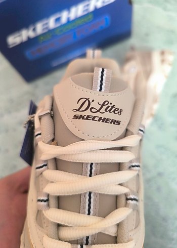 35 Beden çeşitli Renk SKECHERS D-LİTES