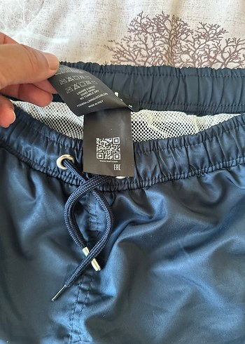 Erkek Lacivert Karl lagerfeld deniz şortu M beden - Görsel 5