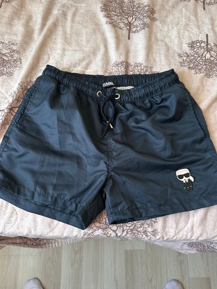 Erkek Lacivert Karl lagerfeld deniz şortu M beden - Görsel 2