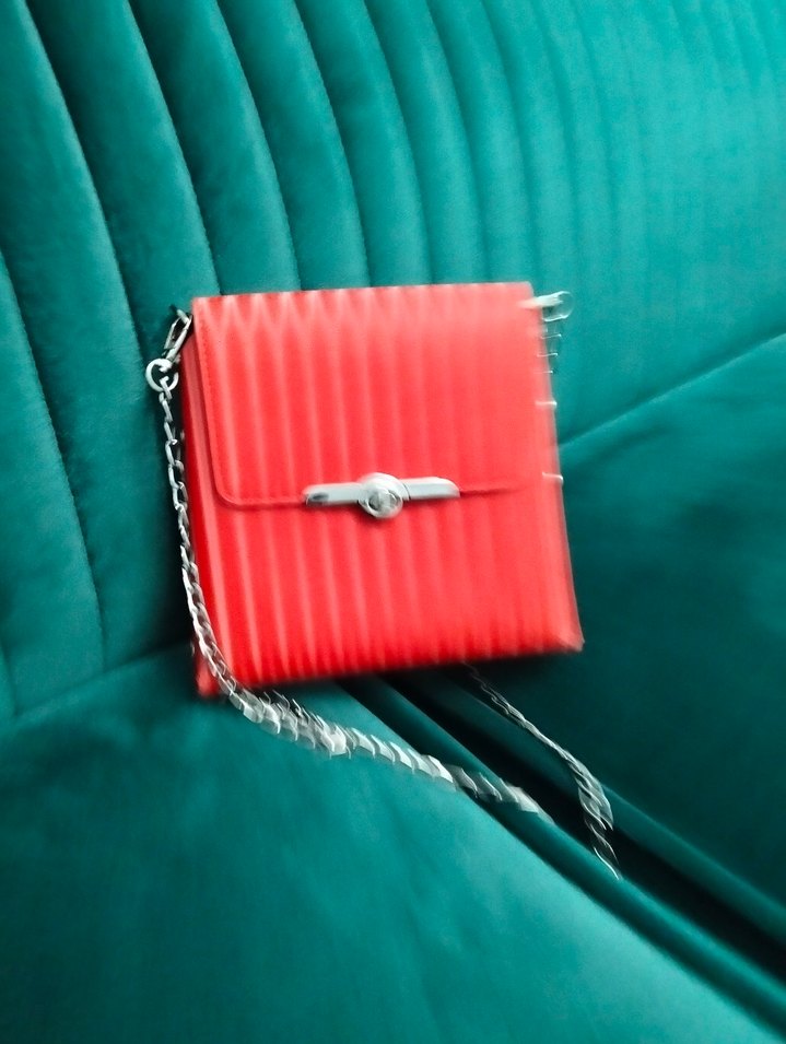 Kırmızı Pliseli Deri Kadın Çanta - Görsel 2