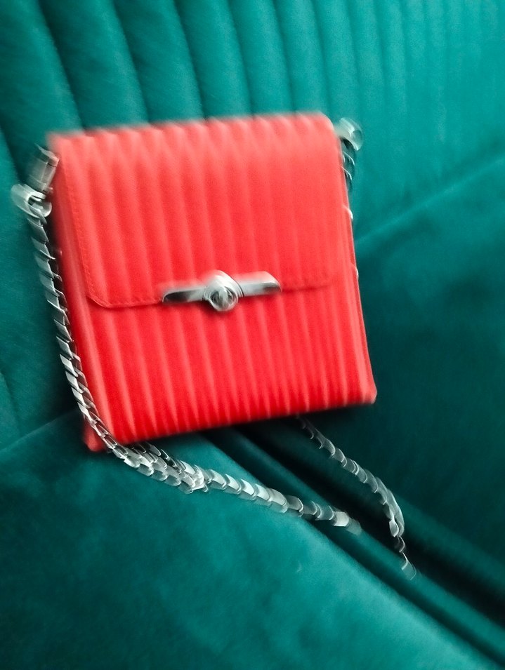 Kırmızı Pliseli Deri Kadın Çanta - Görsel 3