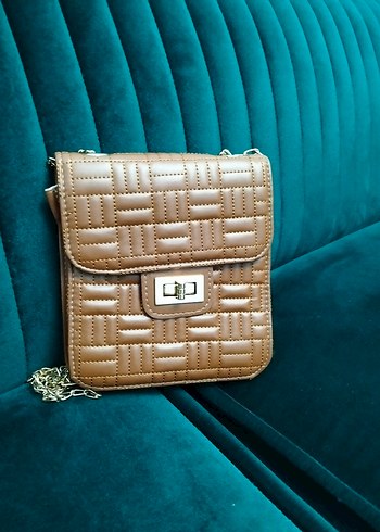 Kahverengi Deri Zincir Askılı Çanta - Görsel 7