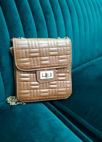 Kahverengi Deri Zincir Askılı Çanta - Görsel 8