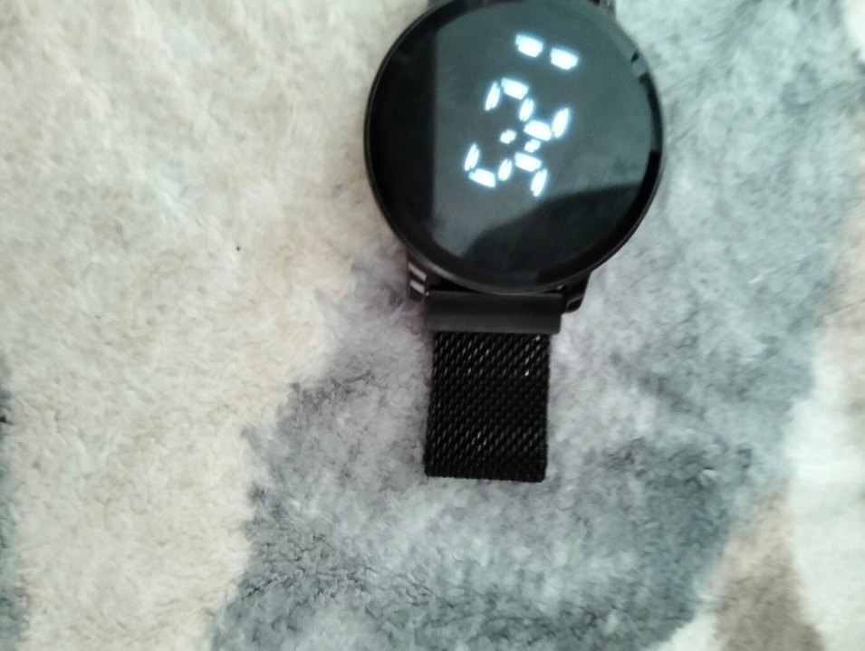 Kemerli Siyah Dijital Kadın Saati - Görsel 3