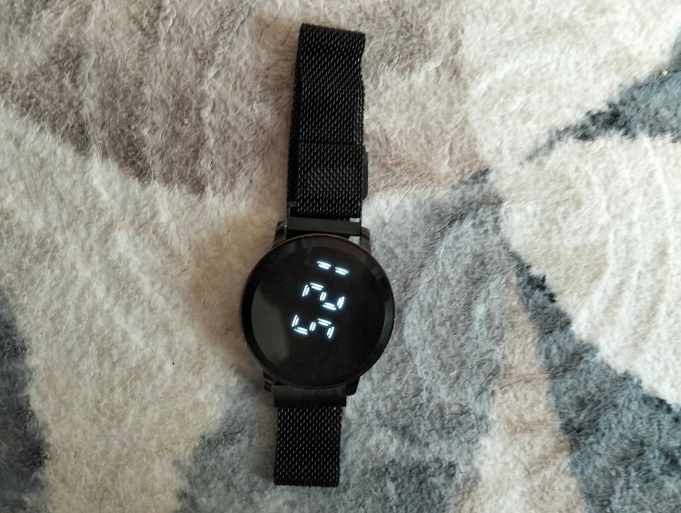 Kemerli Siyah Dijital Kadın Saati - Görsel 4