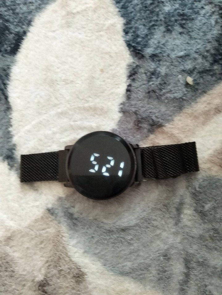 Kemerli Siyah Dijital Kadın Saati - Görsel 2