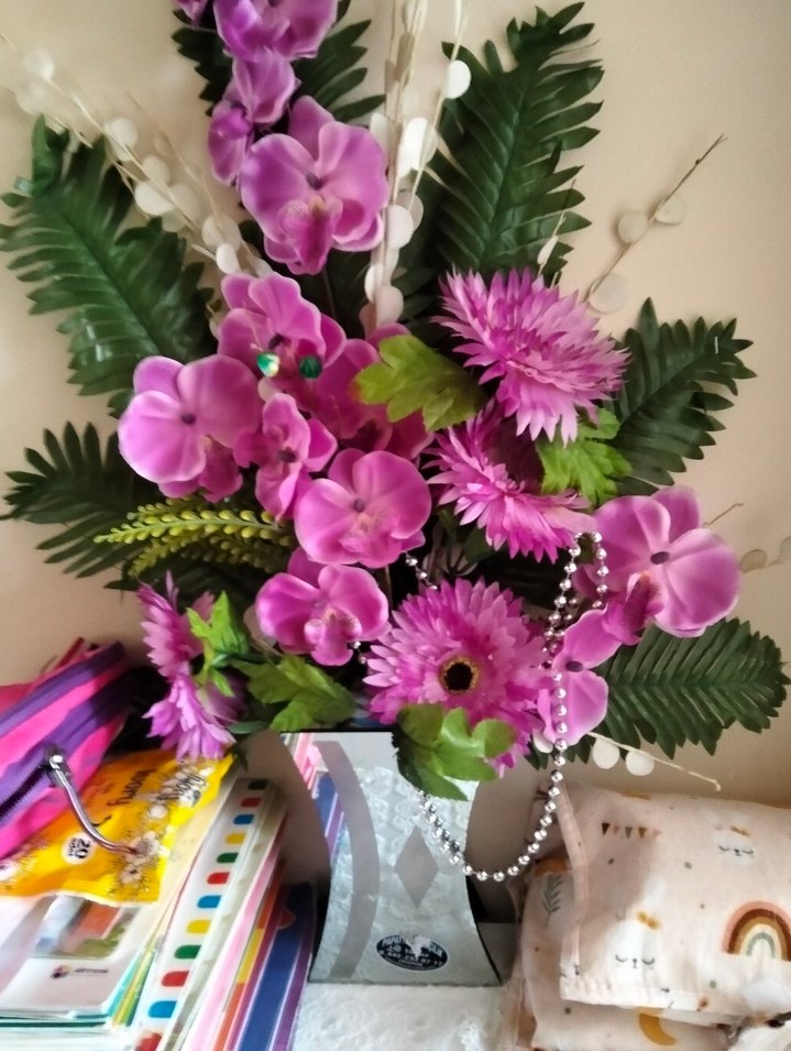 Renkli Mor Yapay Çiçek Aranjmanı - Görsel 3