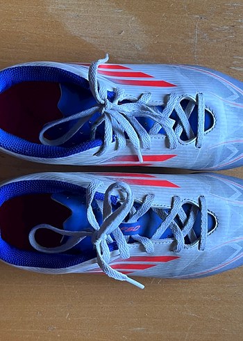 37 Beden Adidas krampon 37.5 numara orijinal