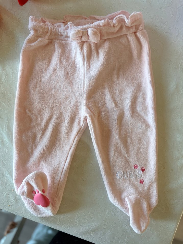 GUESS MARKA Kız Bebek Pembe Nakışlı Düğmeli Pantolon - Görsel 2