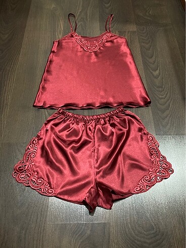 Saten Şort Pijama Takımı