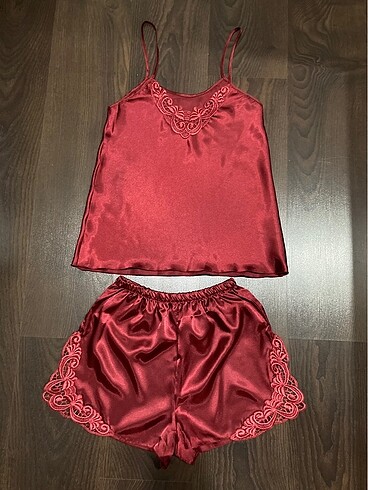 s Beden Saten Şort Pijama Takımı