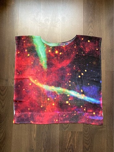 Uzay temalı plaj elbisesi - Görsel 6