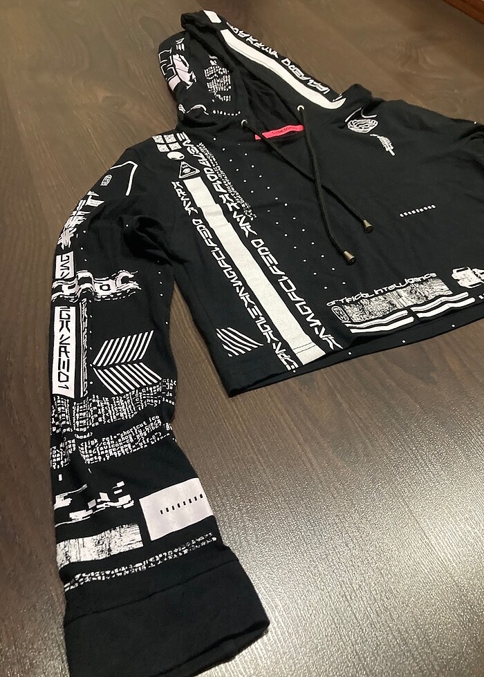 Rave Crop Hoodie - Görsel 2