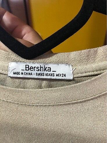 xs Beden Bershka Püsküllü Bluz