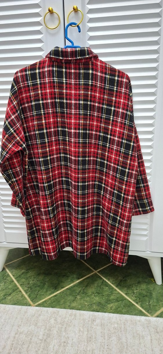 Kadın Kırmızı Ekose Gömlek - Görsel 3