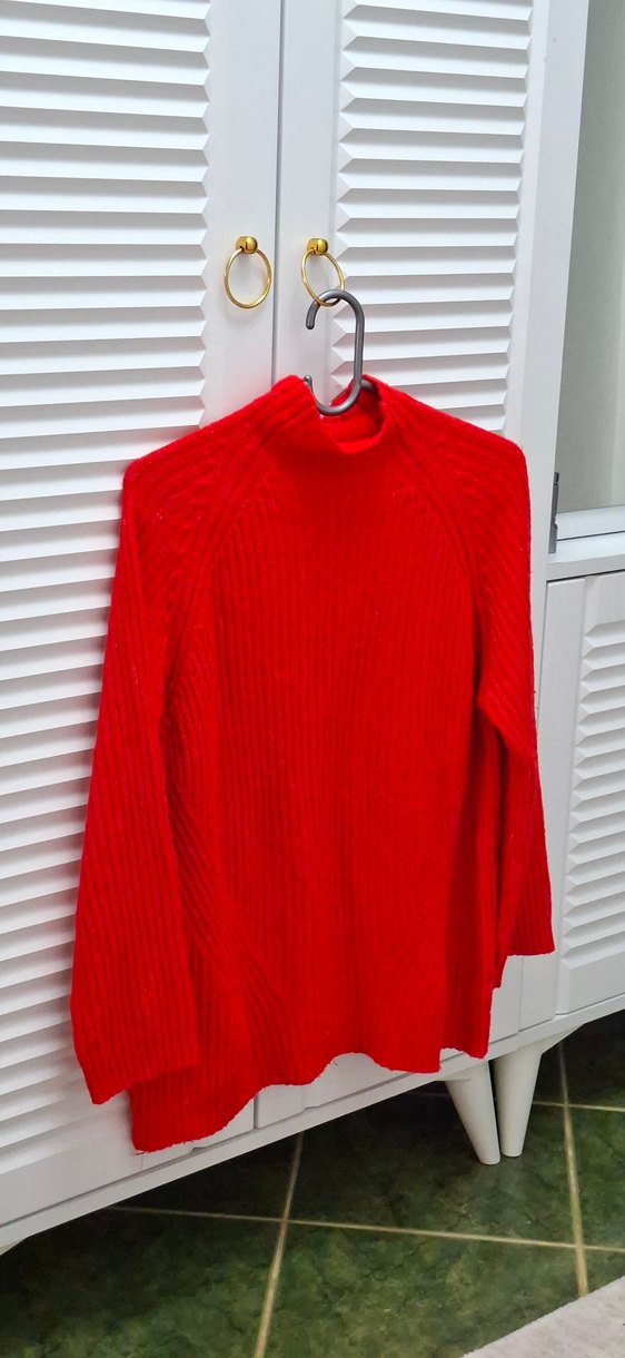 Kadın Kırmızı Boğazlı Triko Kazak - Görsel 4