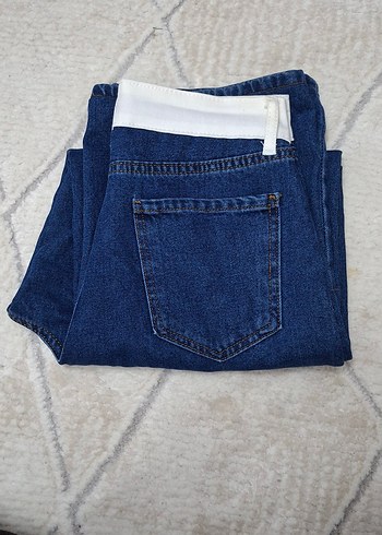 Gri Kemer Detaylı Mavi Kadın Denim Pantolon - Görsel 4