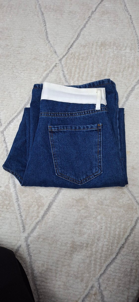 Gri Kemer Detaylı Mavi Kadın Denim Pantolon - Görsel 4